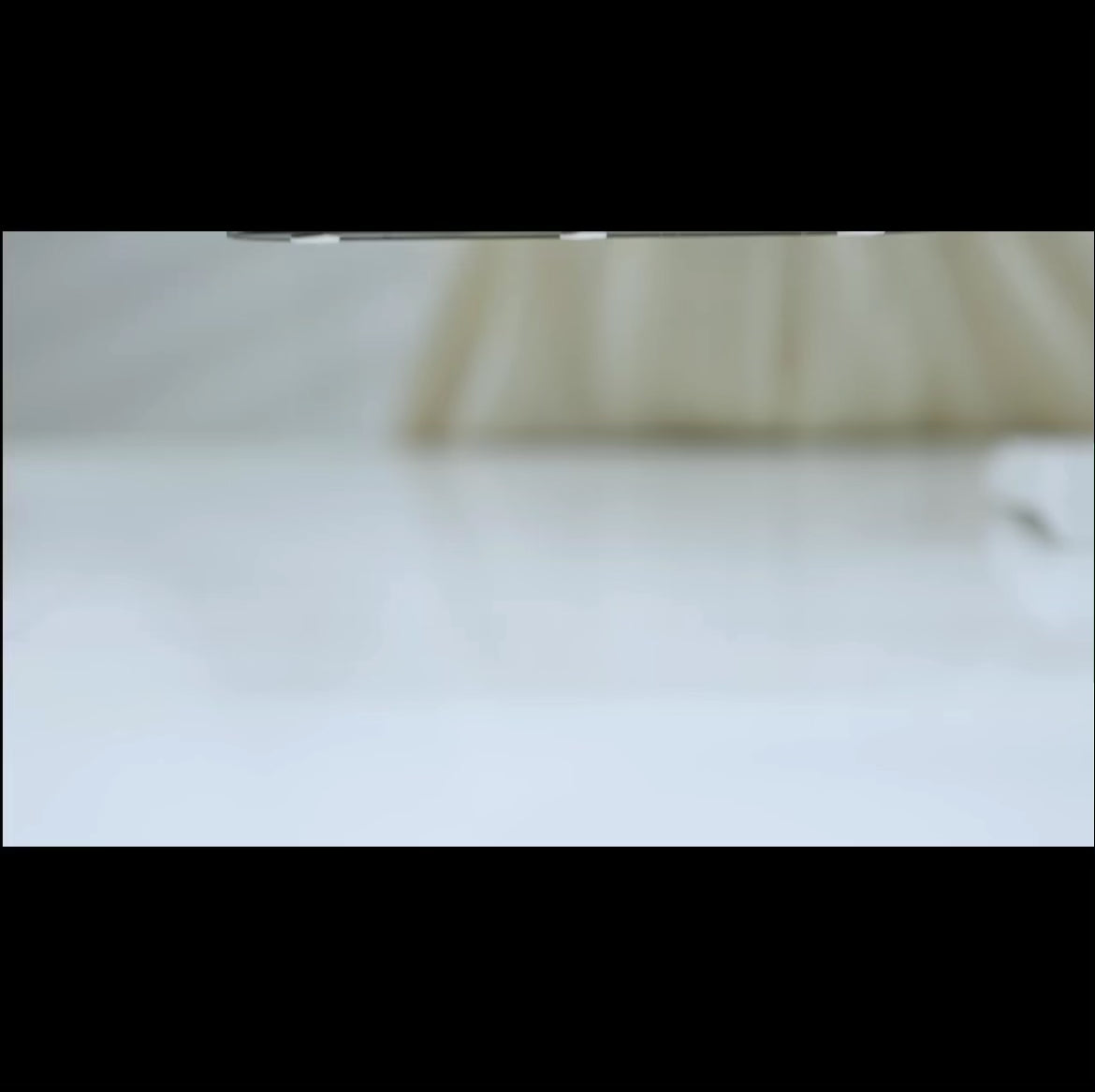 Organizador Magnético de Cabos – Mesa Sempre Organizada